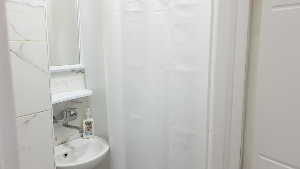 Central View Apartment 스코페 외부 사진